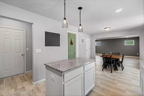 Entry Way - 7342 River Rock Dr, Davison, MI 48423 photo 1 of 11