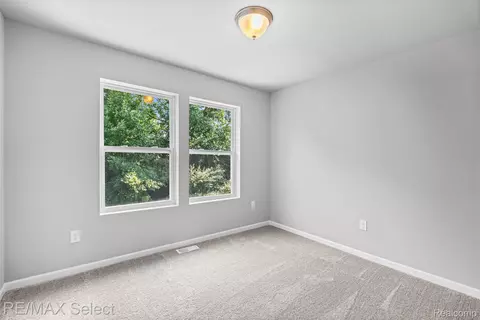 Bedroom - 7342 River Rock Dr, Davison, MI 48423 photo 2 of 8