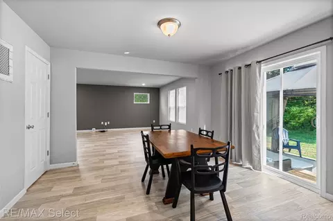 Dining - 7342 River Rock Dr, Davison, MI 48423 photo 1 of 2