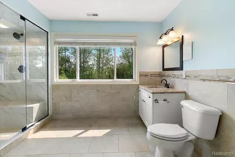 Bath - 62650 Mound Rd, Washington, MI 48094 photo 7 of 10