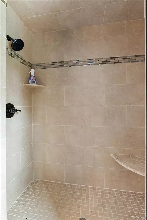 Bath - 62650 Mound Rd, Washington, MI 48094 photo 10 of 10