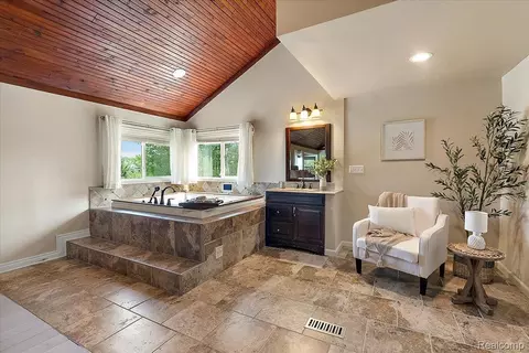 Bath - 62650 Mound Rd, Washington, MI 48094 photo 3 of 10