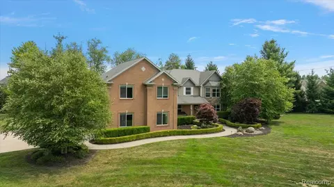 Exterior - 62650 Mound Rd, Washington, MI 48094 photo 10 of 14
