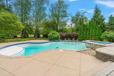 Exterior - 62650 Mound Rd, Washington, MI 48094 photo 12 of 14