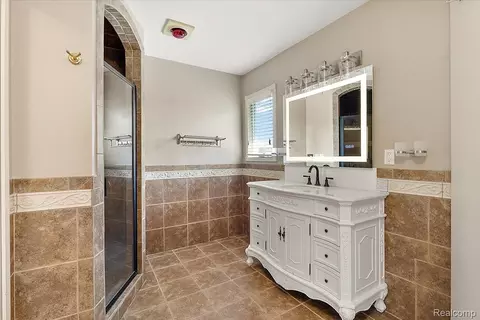 Bath - 62650 Mound Rd, Washington, MI 48094 photo 5 of 10