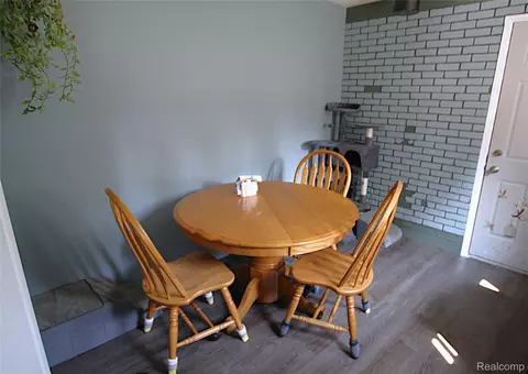 Dining - 5349 E Carpenter Rd, Flint, MI 48506 photo 1 of 1