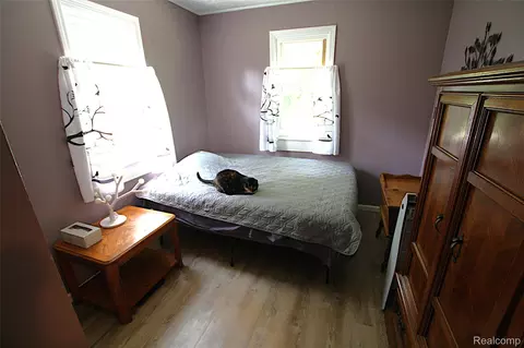Bedroom - 5349 E Carpenter Rd, Flint, MI 48506 photo 2 of 2