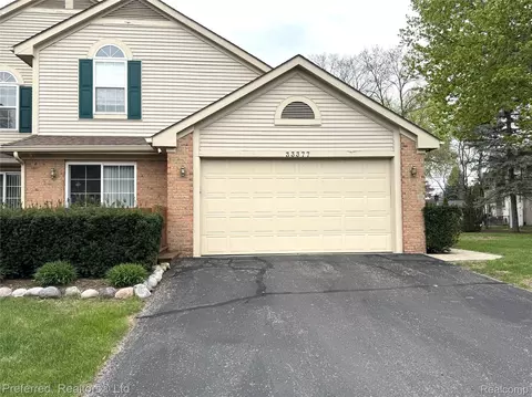 33377 Norfolk St # 3, Livonia, MI 48152
