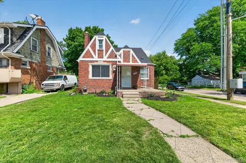 15800 Saint Marys St, Detroit, MI 48227