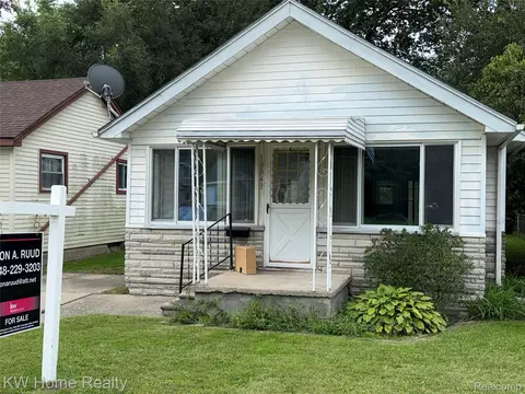 18843 Norborne, Redford, MI 48240
