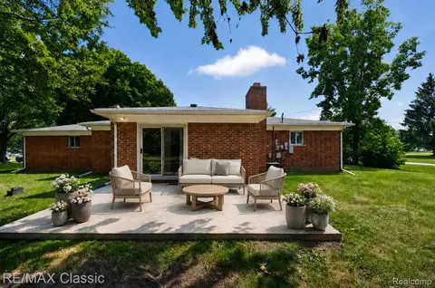 Exterior - 8200 Hannan Rd, Van Buren, MI 48184 photo 2 of 6