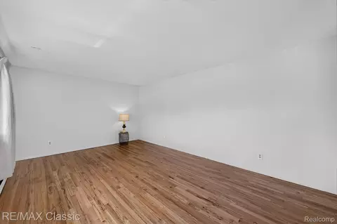 Living - 8200 Hannan Rd, Van Buren, MI 48184 photo 1 of 5