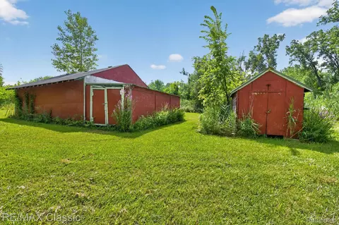 Exterior - 8200 Hannan Rd, Van Buren, MI 48184 photo 5 of 6