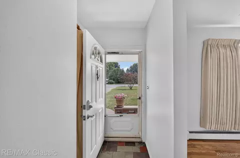 Entry Way - 8200 Hannan Rd, Van Buren, MI 48184 photo 1 of 1
