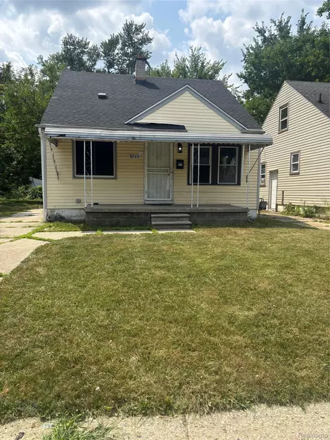 8049 Patton St, Detroit, MI 48228