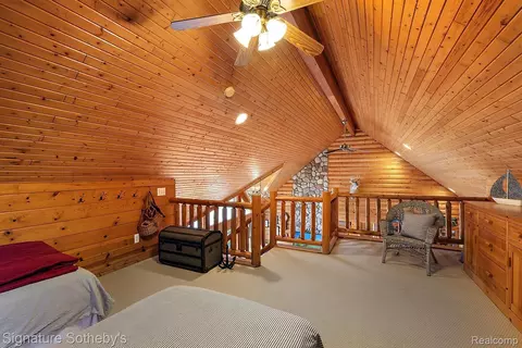 Bedroom - 7699 Minnick Rd, Rubicon, MI 48441 photo 7 of 7