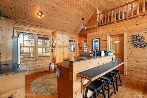 Kitchen - 7699 Minnick Rd, Rubicon, MI 48441 photo 6 of 8