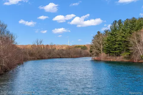 View/Area - 7699 Minnick Rd, Rubicon, MI 48441 photo 7 of 8