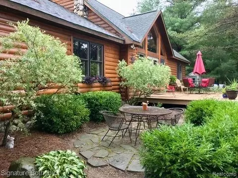 Exterior - 7699 Minnick Rd, Rubicon, MI 48441 photo 13 of 20