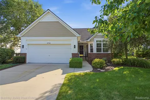 4784 New Haven Dr, Genoa, MI 48843