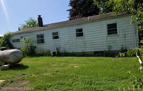 Exterior - 1382 Lucy Rd, Marion, MI 48843 photo 2 of 3