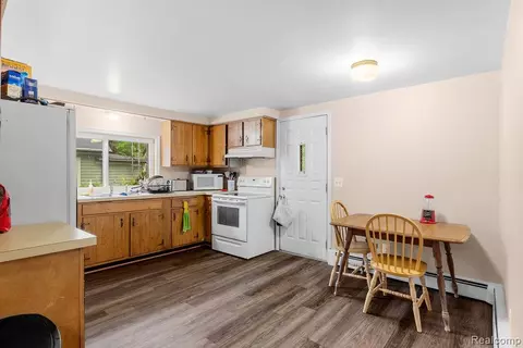 Kitchen - 612 E 3rd St, Flint, MI 48503 photo 1 of 5