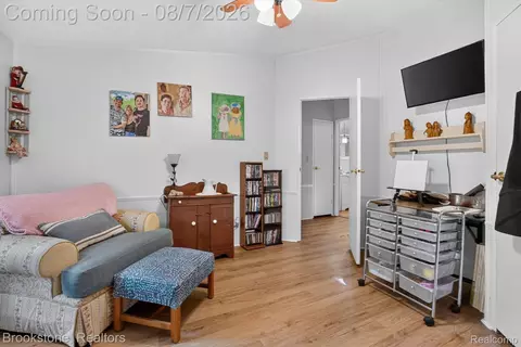 Bedroom - 11935 Beardslee Rd, Perry, MI 48872 photo 6 of 6