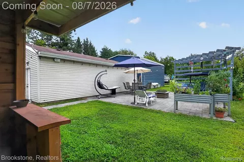 Exterior - 11935 Beardslee Rd, Perry, MI 48872 photo 5 of 10