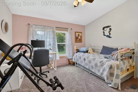 Bedroom - 11935 Beardslee Rd, Perry, MI 48872 photo 4 of 6