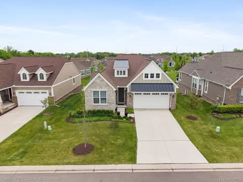 17291 Garden Ridge Ln, Northville, MI 48168