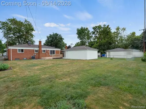 Exterior - 4649 Reader Dr, Warren, MI 48092 photo 7 of 7