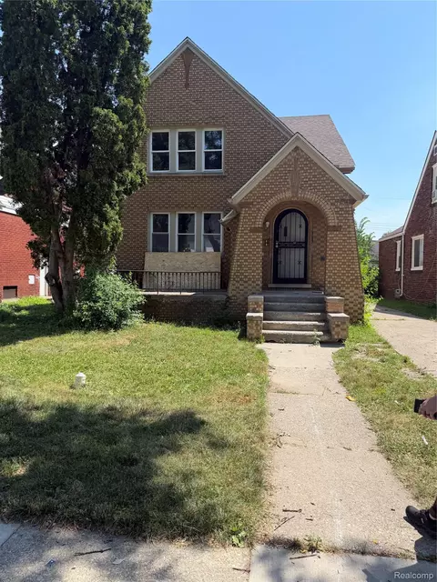 14720 Winthrop St, Detroit, MI 48227
