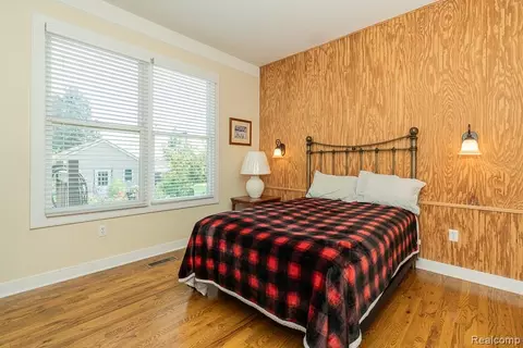 Bedroom - 51770 North Ave, Macomb, MI 48042 photo 3 of 3