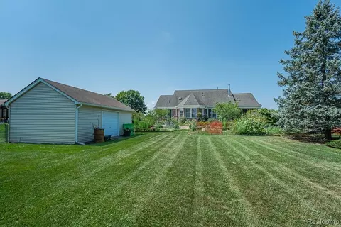 Exterior - 51770 North Ave, Macomb, MI 48042 photo 7 of 11