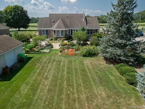 Exterior - 51770 North Ave, Macomb, MI 48042 photo 10 of 11