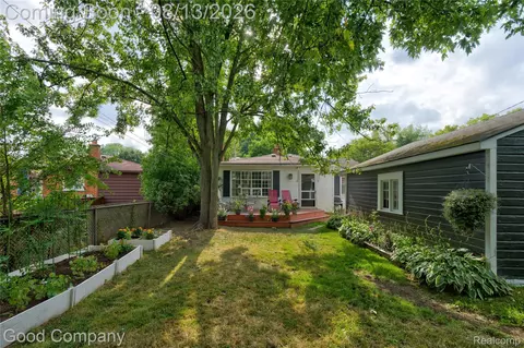 Exterior - 220 N Webik Ave, Clawson, MI 48017 photo 4 of 4