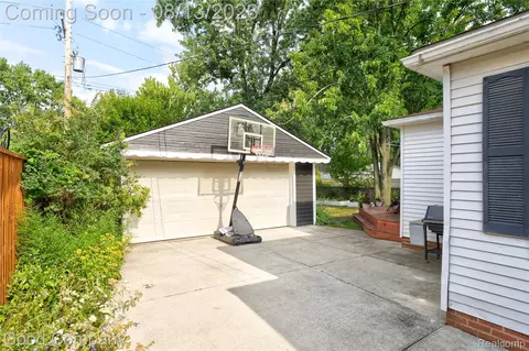 Other - 220 N Webik Ave, Clawson, MI 48017 photo 7 of 10