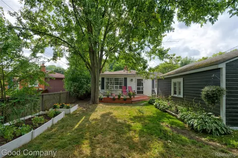 Exterior - 220 N Webik Ave, Clawson, MI 48017 photo 7 of 7