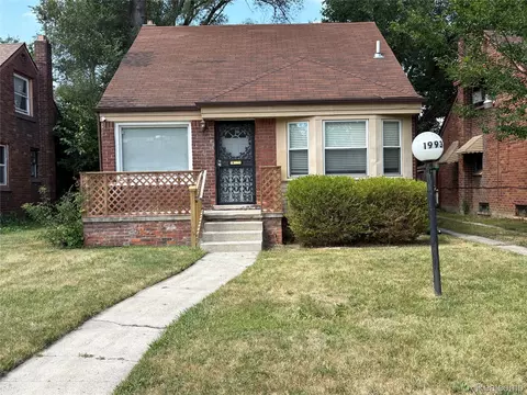 19937 Stansbury St, Detroit, MI 48235
