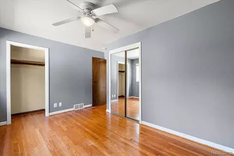 Bedroom - 1754 Ruby Ave, Rochester Hills, MI 48309 photo 5 of 9