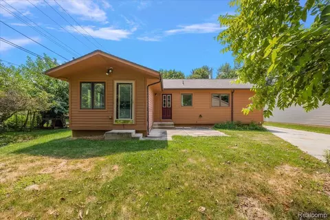 Other - 1754 Ruby Ave, Rochester Hills, MI 48309 photo 3 of 13