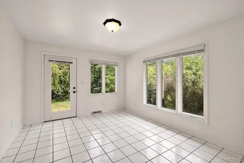 Other - 1754 Ruby Ave, Rochester Hills, MI 48309 photo 6 of 13