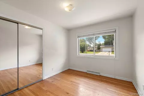 Bedroom - 1754 Ruby Ave, Rochester Hills, MI 48309 photo 7 of 9