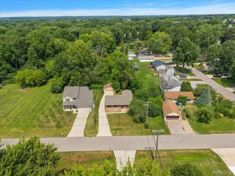 View/Area - 1754 Ruby Ave, Rochester Hills, MI 48309 photo 1 of 6