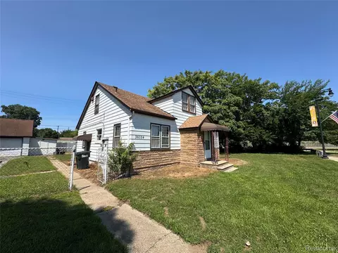 Exterior - 36024 Goddard Rd, Romulus, MI 48174 photo 3 of 4