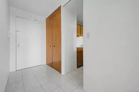 Entry Way - 22700 Garrison St #707, Dearborn, MI 48124 photo 1 of 1