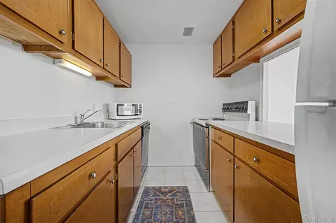 Kitchen - 22700 Garrison St #707, Dearborn, MI 48124 photo 1 of 3