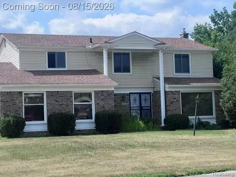 28665 Hallcroft Ct, Southfield, MI 48034