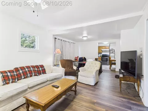 Living - 8262 Packard Ave, Warren, MI 48089 photo 1 of 1
