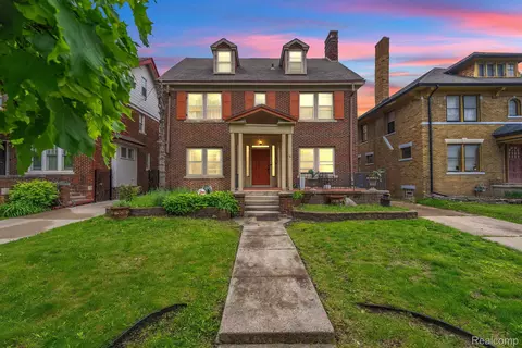 1990 Edison St, Detroit, MI 48206